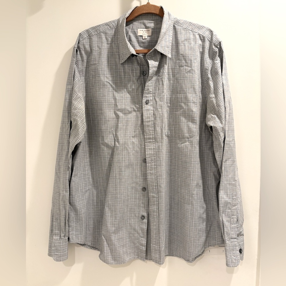 Men’s Club Monaco plaid button down size XL